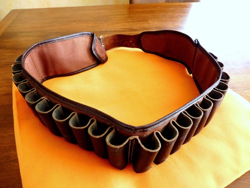 Ancienne cartouchière cuir - ancienne,